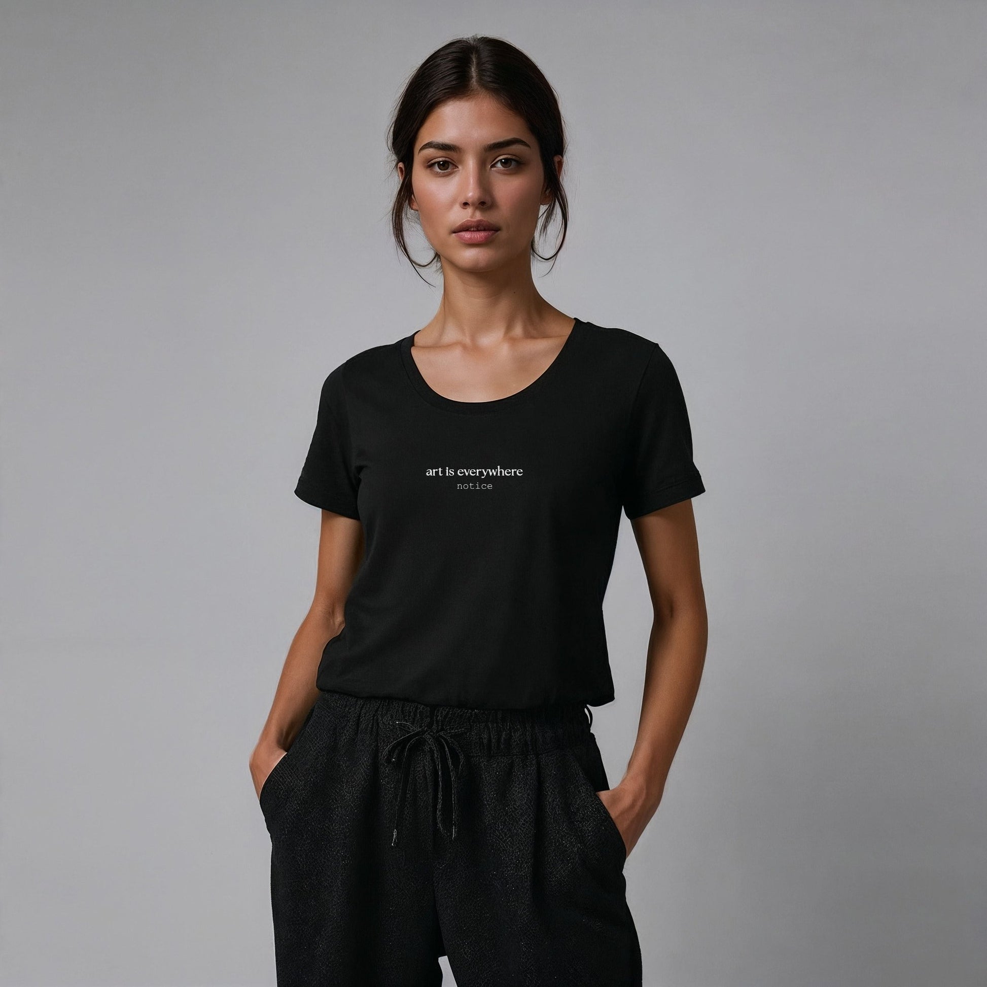 Camiseta Feminina Art is everywhere - Ibitiraquire