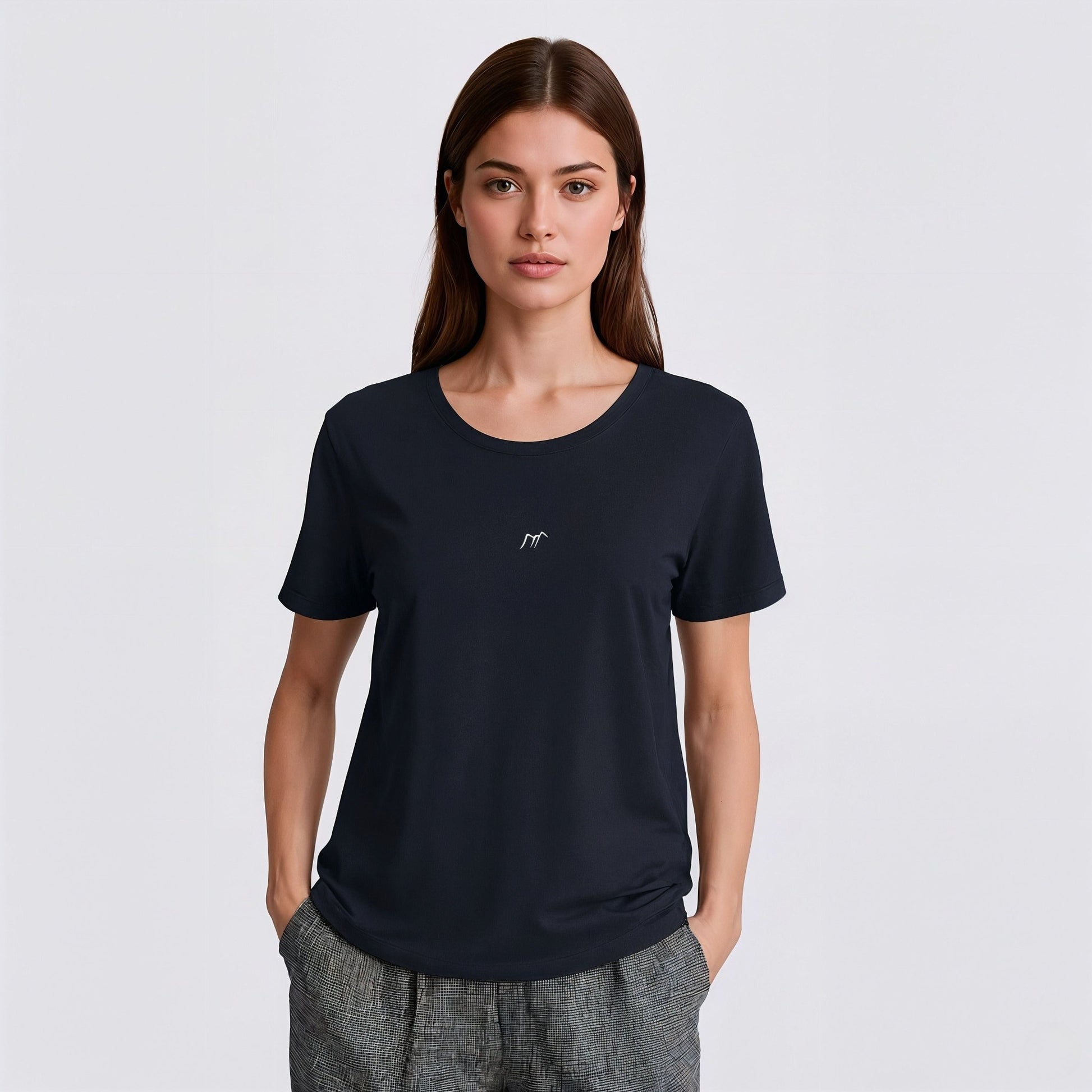 Camiseta Feminina Classic III - Ibitiraquire