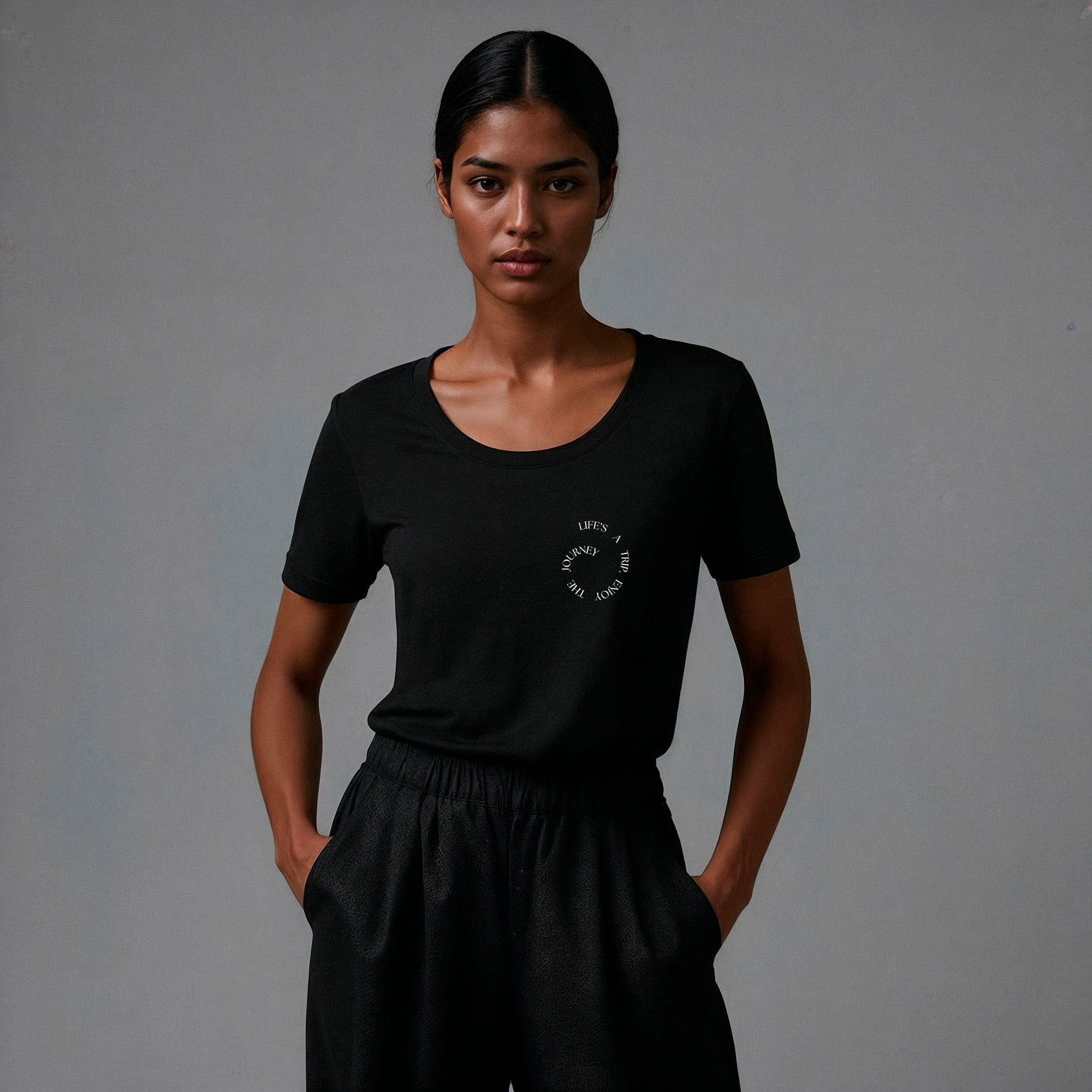 Camiseta Feminina Life's a trip - Ibitiraquire