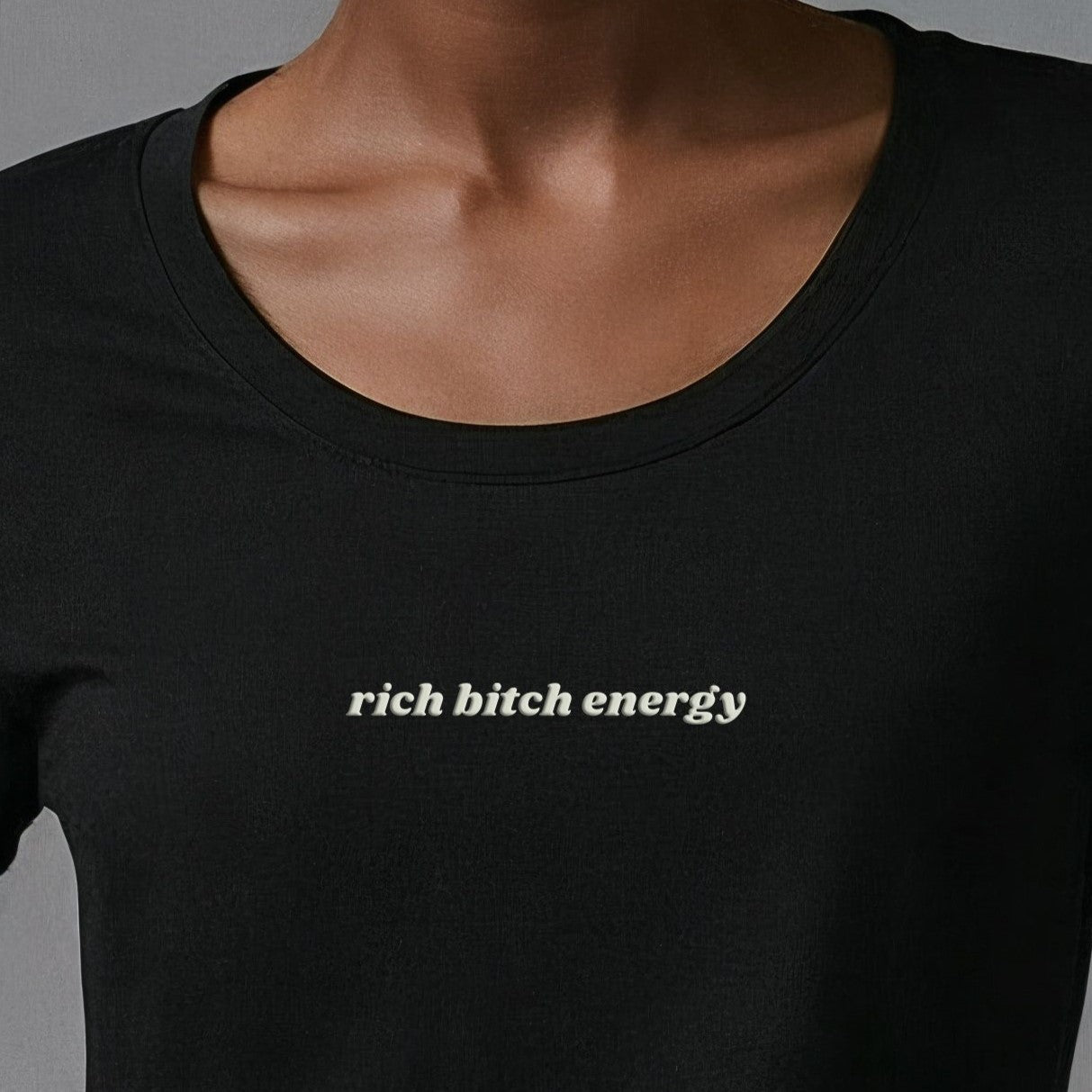 Camiseta Feminina Rich bitch energy - Ibitiraquire