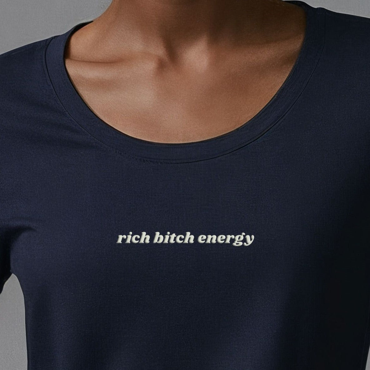 Camiseta Feminina Rich bitch energy - Ibitiraquire