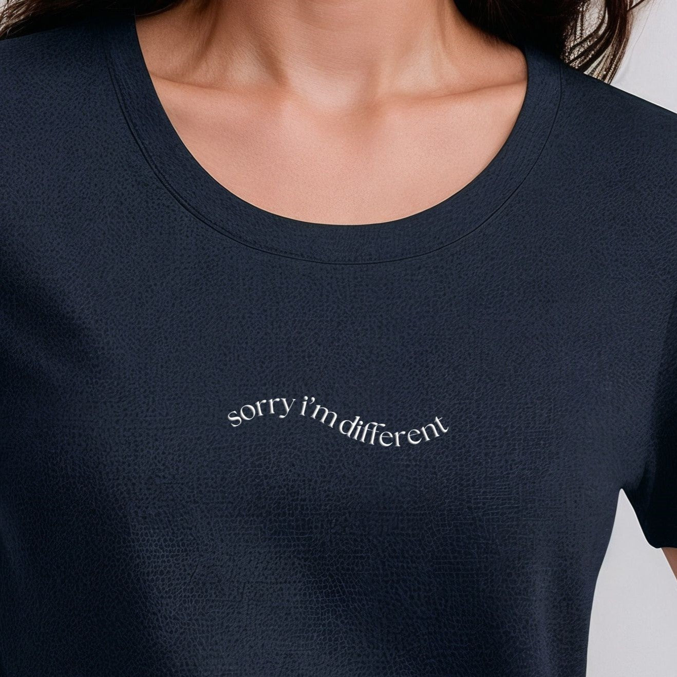 Camiseta Feminina Sorry I'm different - Ibitiraquire