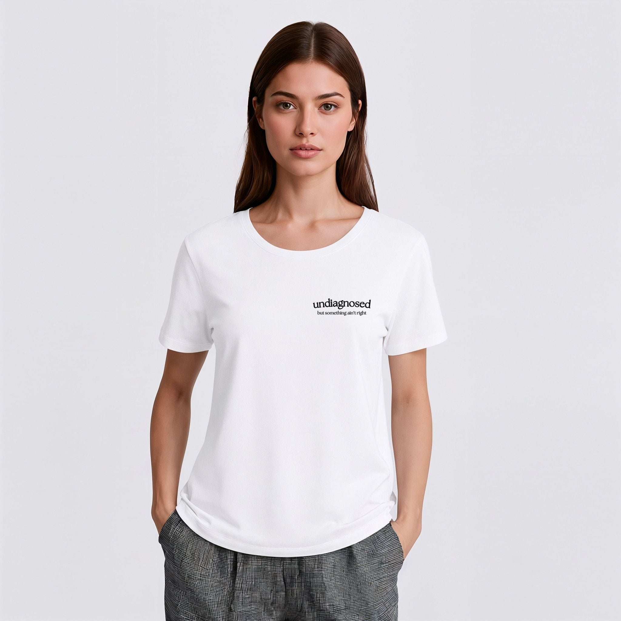 Camiseta Feminina Undiagnosed - Ibitiraquire